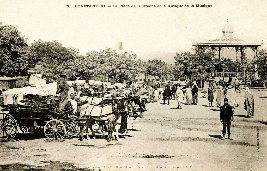 Constantine - Kiosque 01.jpg